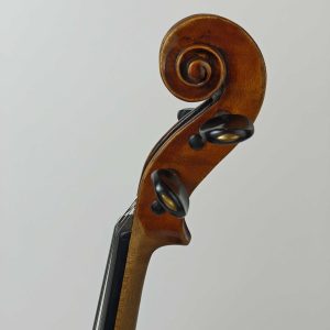 Unlabelled European Old Violin